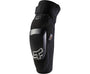Fox Launch Pro Mountainbike Ellbogenprotektoren - D3O®. Schwarze, konturierte Schützer bieten Aufprallschutz beim Mountainbiken.