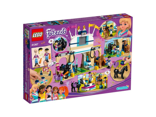 LEGO Friends Stephanies Reitturnier Bausatz - 41367. Buntes Set mit Turnierparcours, Stephanie-Spielfigur, Pferden. Zum Nachstellen von Reitwettbewerben.