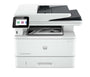 HP LaserJet Pro MFP 4102dw Multifunktions-Laserdrucker. Kompaktes, rechteckiges MFP in Grau/Weiß. Druckt, scannt, kopiert schnell.