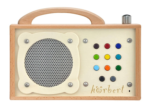 hörbert Musikbox für Kinder – International, mit Mikrofon. Robuste Holzkiste mit Tasten. Spielt Audioinhalte und nimmt Sprache auf.