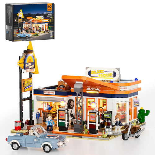 FUNWHOLE City Gas Station Bauset mit Licht – 1608 PCS