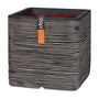 Capi Europe Rib NL Blumentopf quadratisch - 50x50 Anthrazit. Quadratischer, anthrazitfarbener Topf mit Rippenstruktur zum Bepflanzen.