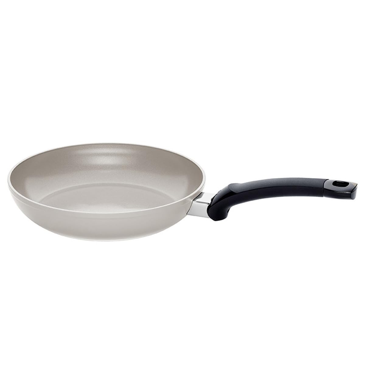 Fissler Ceratal Classic Keramik Bratpfanne - Ø 20 cm Grau. Runde, graue Bratpfanne mit Keramik-Antihaftbeschichtung zum Braten & Anbraten.