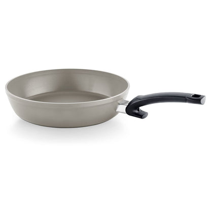 Fissler Ceratal Comfort Bratpfanne Keramik Antihaft PFAS-frei Ø 20 cm. Runde Pfanne mit Keramik-Antihaftbeschichtung zum Braten von Speisen.