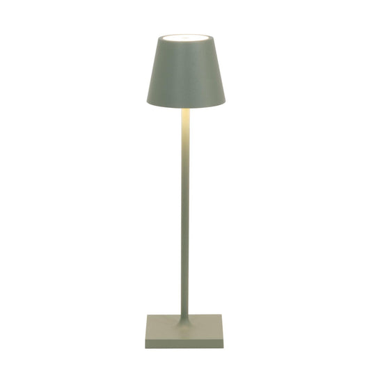 Zafferano Poldina Micro Kabellose LED Tischlampe - Salbeigrün. Kompakte kabellose LED-Lampe zur Tischbeleuchtung.