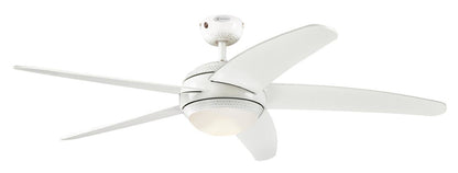 Bendan 72070 LED Deckenventilator 132 cm - Seidenmatt Chrom. Beleuchtet und kühlt Räume durch Luftzirkulation.