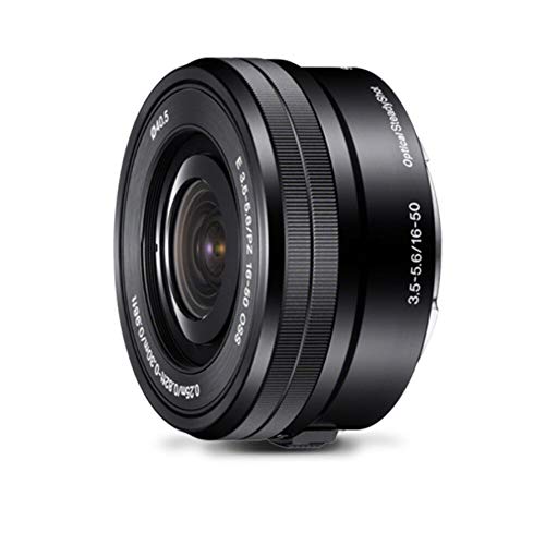 Sony SELP1650 16-50mm Zoom Objektiv - Schwarz. Kompaktes, schwarzes Objektiv. Ermöglicht variable Brennweiten von 16-50mm für Weitwinkel- bis Standardaufnahmen.

