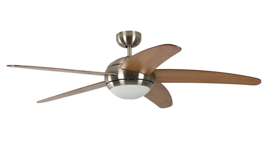 Pepeo Deckenventilator Melton 132cm - Nickel Honig-Ahorn, Nickelgehäuse und Honig-Ahorn-Flügeln. Erzeugt Luftzirkulation zur Raumkühlung.