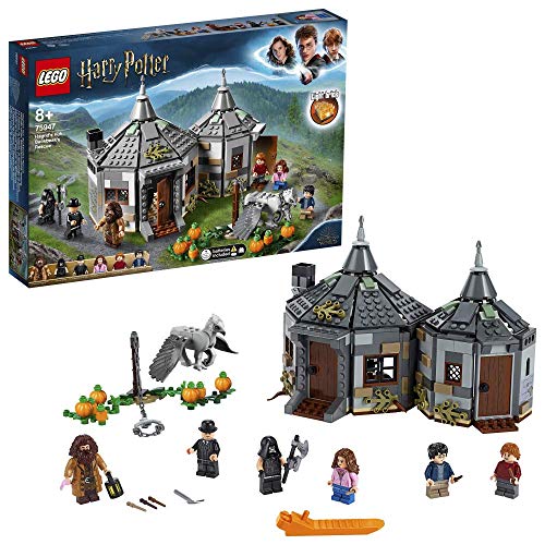 LEGO Harry Potter Hagrids Hütte - Seidenschnabels Rettung. Rechteckige, braune Hütte mit spitzem Dach. Bauset zum Nachspielen der Rettung des Hippogreifs Seidenschnabel aus dem Film.
