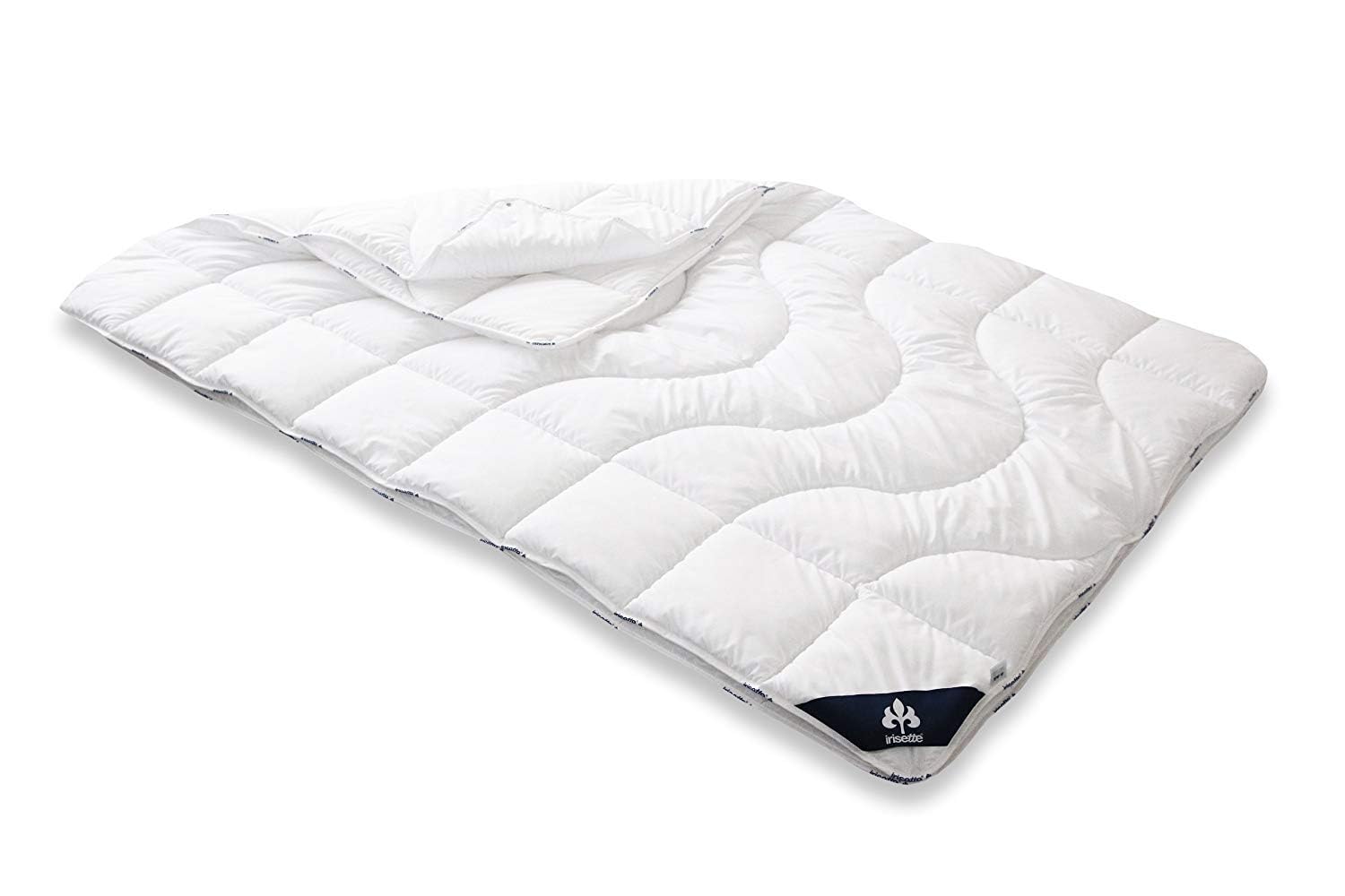 Irisette Micro Thermo 4-Jahreszeiten Steppbett - 155x220 cm. Rechteckiges Steppbett, zwei einzeln nutzbare Decken für ganzjährige Temperaturregulierung.