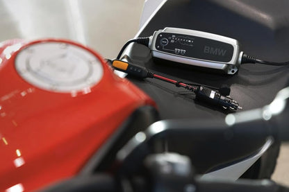 BMW Motorrad Original Batterieladegerät Plus - Teilenummer 77022470950