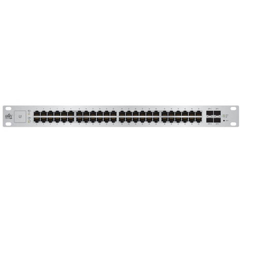 UbiQuiti UniFi US-48-500W PoE Netzwerk Switch. Schwarzes Rackmount-Gehäuse mit 48 RJ45-Ports. Verteilt Daten und PoE-Strom.