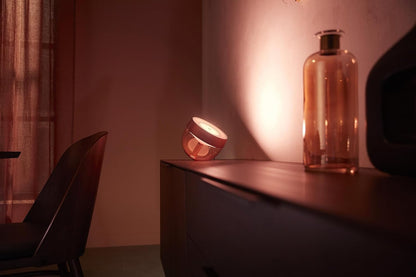 Philips Hue White & Color Ambiance Iris Tischleuchte SE Kupfer