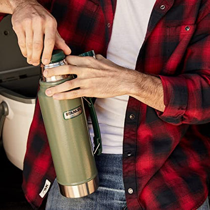 Stanley Classic Legendary Thermoskanne - Hammertone Green 1.9L
