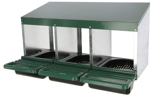 Kerbl Legenest für Hühner – 3 Abteile, geneigter Boden. Kastenform; sichere Eiablage mit Eiersammelfunktion.