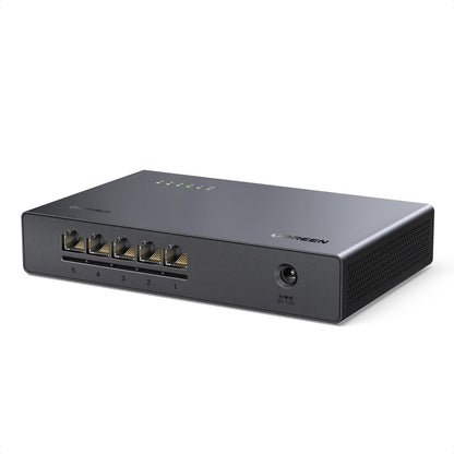 UGREEN 2.5G LAN Switch mit 5 Ports, unmanaged und lüfterlos – kompakt für Desktop oder Wandmontage