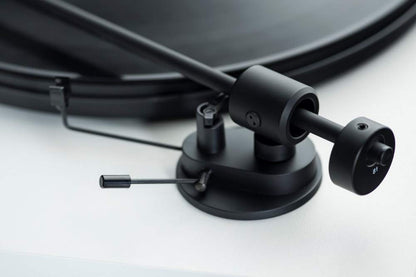 Pro-Ject Primary E Phono Plattenspieler mit Phono Vorstufe – Rot