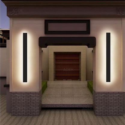 Lange Villa LED Wandleuchte – Aussen & Innen 60cm Schwarz Warmweiss