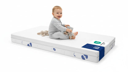 Sweety Fox Babymatratze 70 x 140 cm mit Sommer- und Winterseite, 11 cm hohe Wendematratze