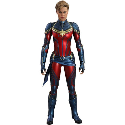 Hot Toys Captain Marvel 1:6 Sammlerfigur - Avengers: Endgame, detaillierte Actionfigur in rot-blauem Anzug zum Sammeln und Ausstellen.