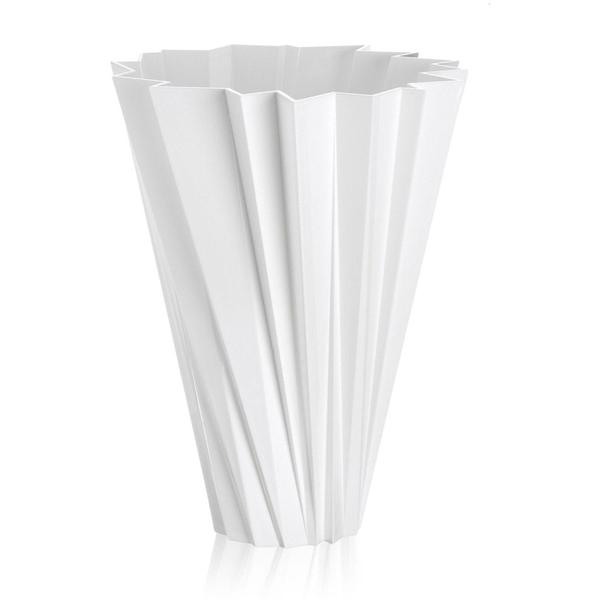 Kartell Shanghai 1229E5 Blumenvase – Weiss Glänzend. Skulpturale, weiß glänzende Vase zur Aufnahme von Schnittblumen.