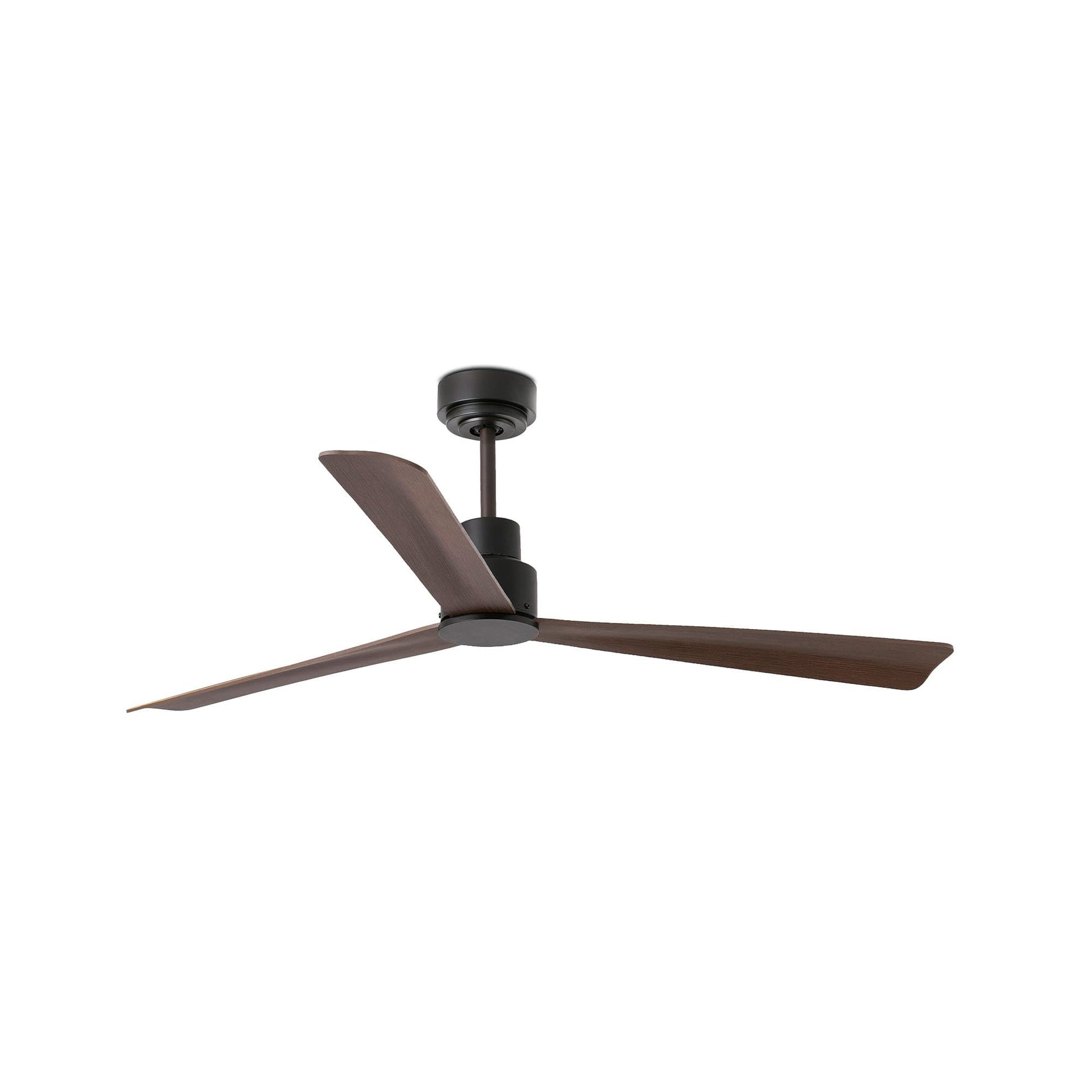 Nassau Deckenventilator Ø1320 - Marron 3 Palas. Brauner Deckenventilator mit 3 Flügeln. Er sorgt für effektive Raumluftzirkulation und Kühlung.