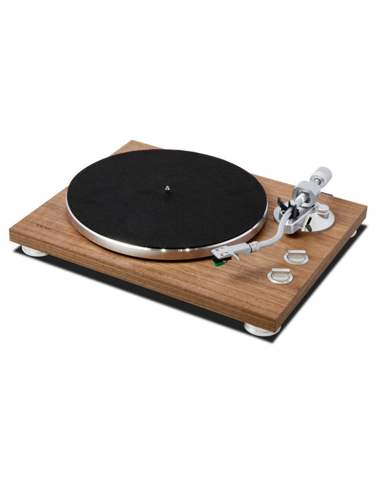 Teac TN-400BT HiFi Plattenspieler Bluetooth – Walnuss. Walnussgehäuse. Spielt Schallplatten und streamt Audio via Bluetooth.