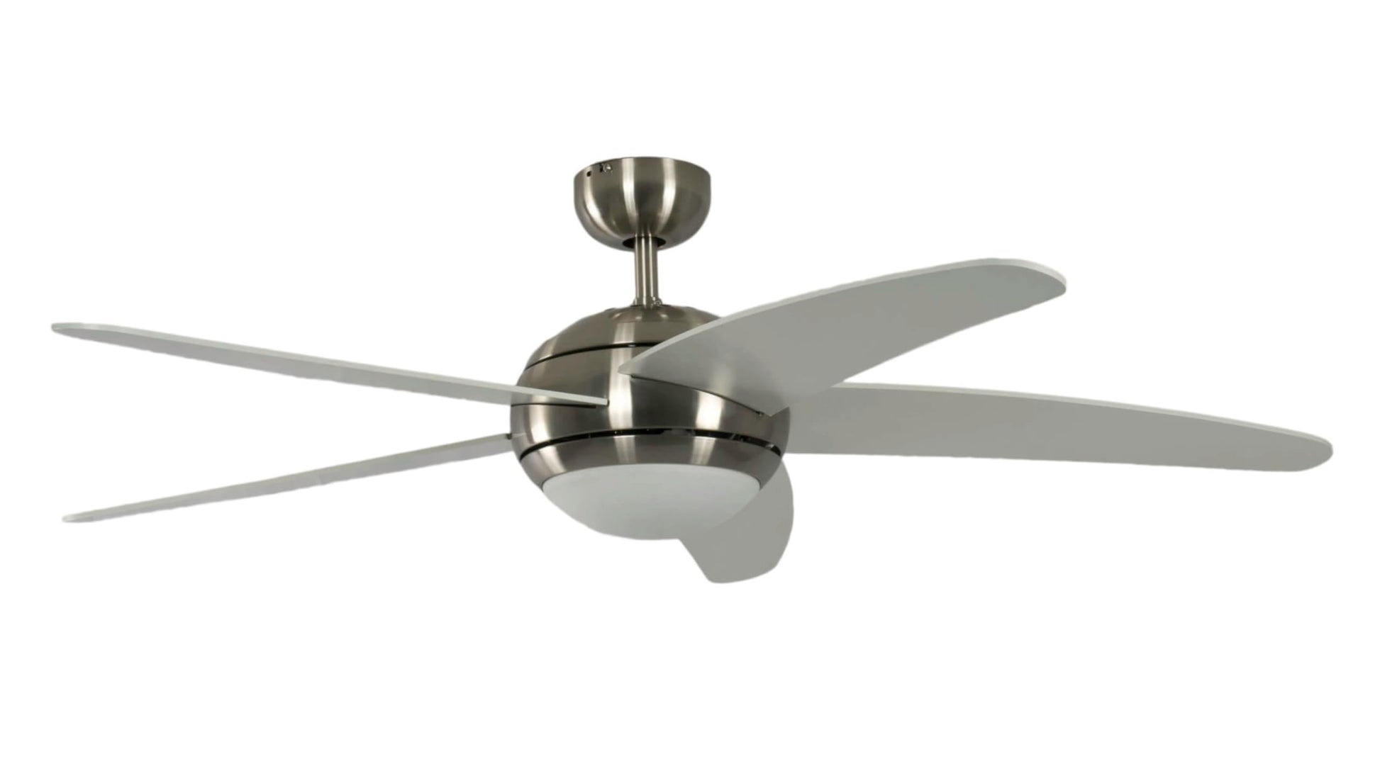 Pepeo Melton Deckenventilator 132cm Nickel/Weiss mit Licht. Metallischer Ventilator in Nickel/Weiss zur Luftzirkulation und Beleuchtung.