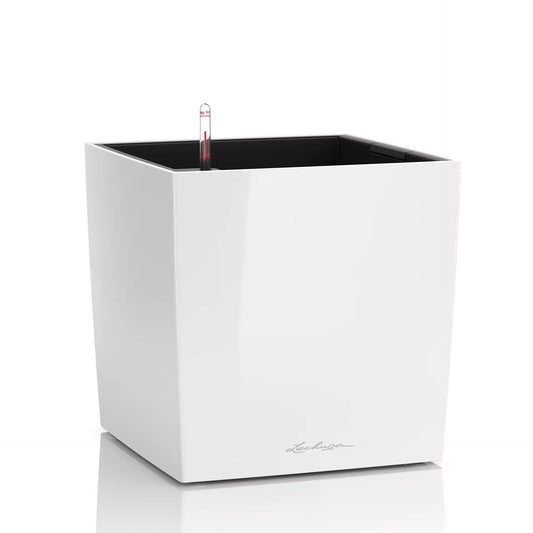 LECHUZA CUBE Premium 40 Design-Pflanzgefäss – Weiss Hochglanz, 16360. Kubisches Gefäss mit Bewässerungssystem.