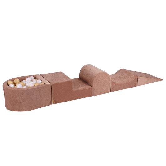 MEOWBABY Schaumstoff Bausteine XXL Bällebad - Beige: Beige Schaumstoffbausteine, die ein großes Bällebad bilden.