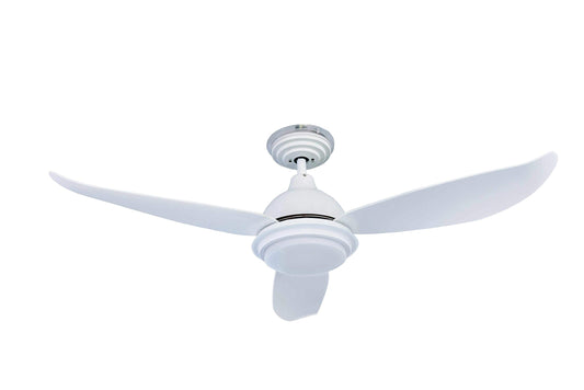 PEPEO Raja Deckenventilator mit Beleuchtung. Weißer Deckenventilator (Ø 122cm) mit integrierter Beleuchtung. Sorgt für Luftzirkulation und Raumbeleuchtung in Innenräumen.