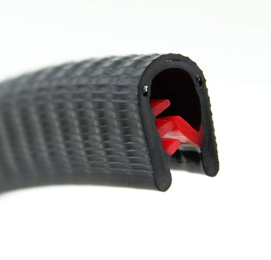 SMI KS3-6S Kantenschutzprofil, schwarzes PVC Profil. Schützt Kanten von 3-6mm Stärke durch Selbstklemmung.