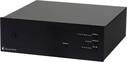 Pro-Ject Phono Box DS2 Phono-Vorverstärker - Schwarz. Schwarzer, rechteckiger Vorverstärker. Verstärkt Vinyl-Signale für Hifi-Anlagen.