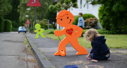 StreetBuddy Warnfigur Fahne Reflektierender Warnaufsteller – Orange