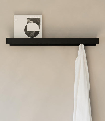 Kazai Kian Garderobe mit versteckten Haken & Ablage – Schwarz. Rechteckige Wandgarderobe für Kleidung und Accessoires.