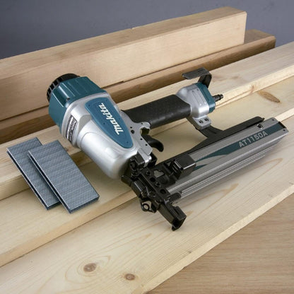Makita AT1150A – Professioneller Druckluft-Tacker für Klammern