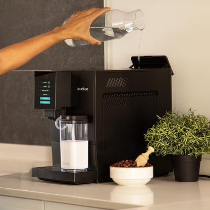 Cecotec Cremmaet Compactccino Kaffeevollautomat – Black