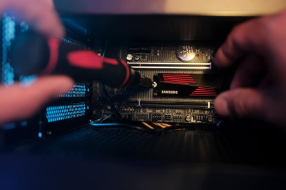 Samsung 990 PRO NVMe M.2 SSD PCIe 4.0 - 1 TB mit Heatsink