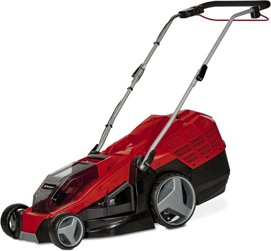 Einhell Akku-Rasenmäher GE-CM 36/43 Li M-Solo 43 cm, rot-schwarzes Gehäuse, mäht Rasenflächen mit 43 cm Schnittbreite.