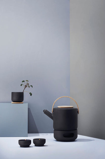 Stelton Theo Teekanne – Skandinavisches Design Schwarz/Braun