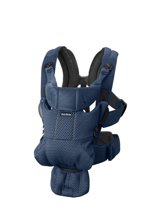BabyBjörn Babytrage Move 3D-Netzstoff – Marineblau. Ergonomische marineblaue Trage aus 3D-Netzstoff zum Tragen von Babys.