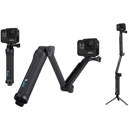 GoPro 3-Wege Halterung, schwarz und faltbar. Ermöglicht den Einsatz als Stativ, Griff oder Schwenkarm für flexible Kameraführung.