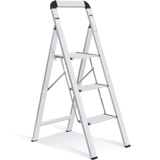 KINGRACK Aluminium Trittleiter, silber, 3 Stufen, klappbar, mit Handlauf. Für sicheres Arbeiten in erhöhter Position.