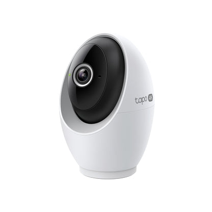 Tapo C260 Überwachungskamera Innen 360° - 4K 8MP. Weiße, drehbare Kamera zur hochauflösenden Innenraumüberwachung.
