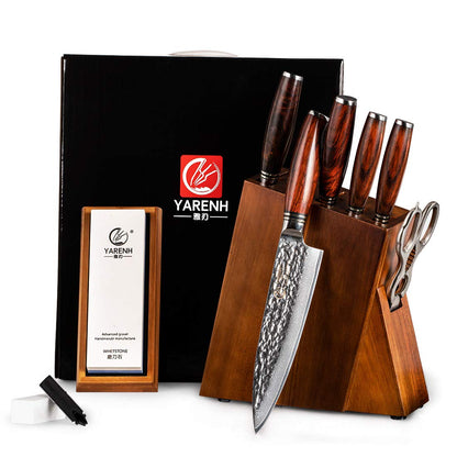 YARENH HTT-Serie Damast Messerset mit Holzblock 8-teilig. Mit silbernen Damastklingen, dunklen Griffen und braunem Holzblock zum präzisen Schneiden von Lebensmitteln.