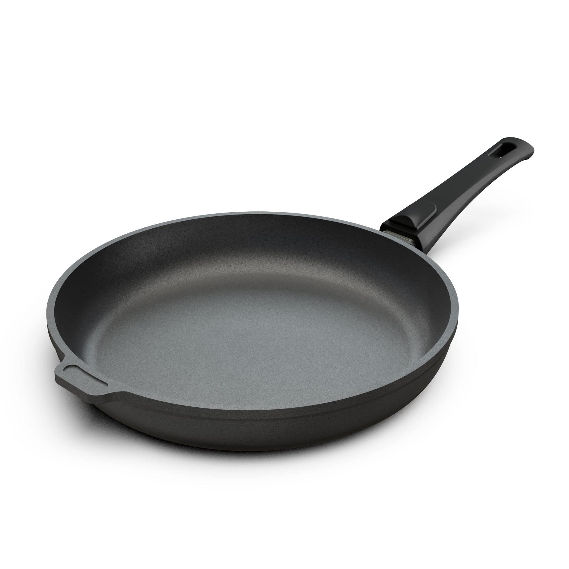 Hoffmann Aluguss Bratpfanne 28 cm Induktion Made in Germany. Dunkelgraue Aluguss-Pfanne zum Braten auf Induktion.