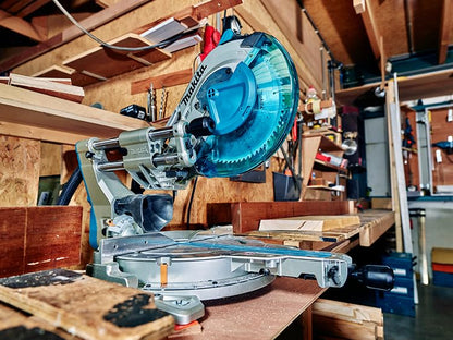 Makita LS1219L Kapp- und Gehrungssäge mit Laser 305 mm