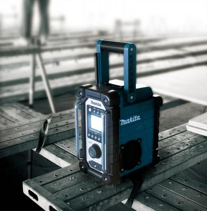 Makita DMR112 Akku-Baustellenradio mit DAB+ und Bluetooth
