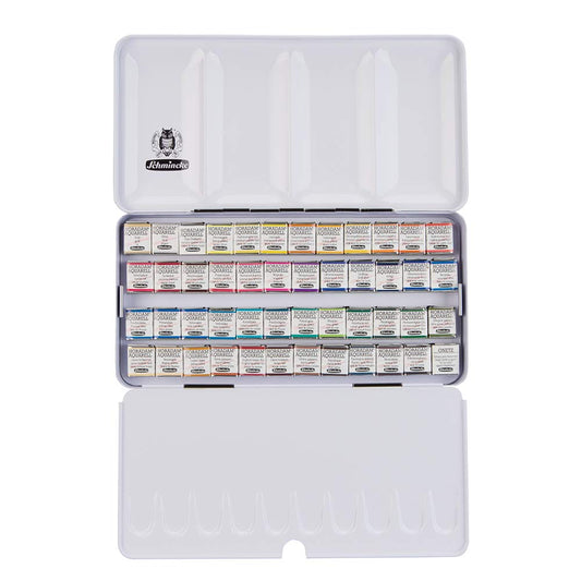 Schmincke HORADAM AQUARELL Farbkasten - 48 halbe Näpfchen, Schwarz. Schwarzer Malkasten mit 48 halben Aquarellnäpfchen zum Malen.