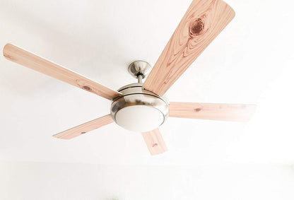 AireRyder Ursa Deckenventilator mit Licht Fernbedienung 132cm Satin Nickel/Weiss